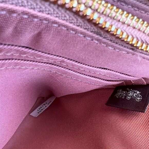 COACH Double Zip Phone Wallet & Wristlet Peachy Color w Gold Hardware AUTHENTIC - Picture 9 of 9